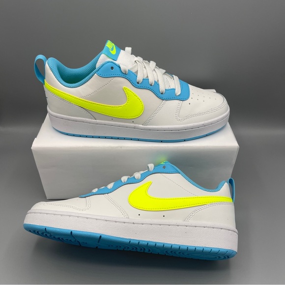 Nike Court Borough Low 2 Big Girl/SUMMIT WHITE/VOLT-BALTIC BLUE - Picture 13 of 17